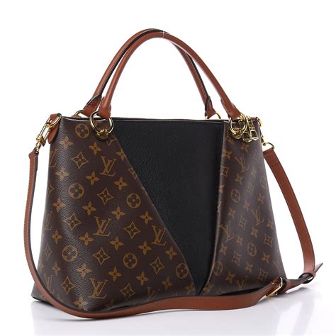 louis vuitton v tote mm.